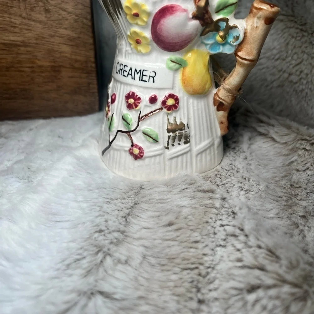 Creamer Pitcher made in Japan / VINTAGE KITCHEN DECOR